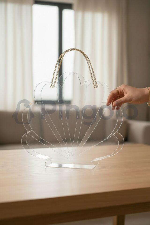 İstiridye Gold Aksesuarlı Şeffaf Akrilik Pleksi Çanta (İçi Boş)